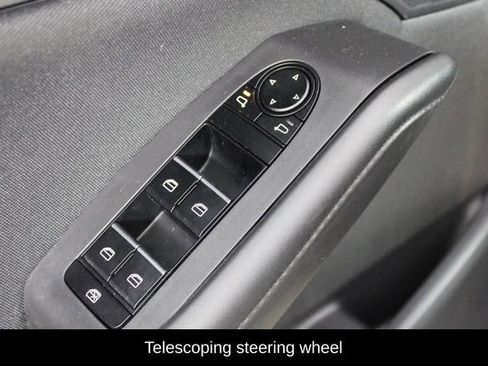 Used 2022 MAZDA MAZDA3 Sedan image 17