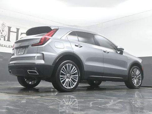 Used 2024 Cadillac XT4 Premium Luxury image 33