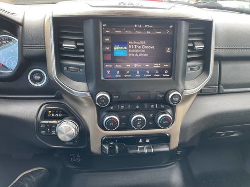 Used 2019 RAM 1500 Laramie image 11