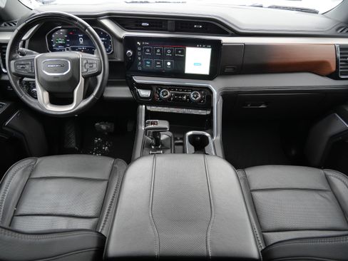 Used 2024 GMC Sierra 1500 Denali image 15