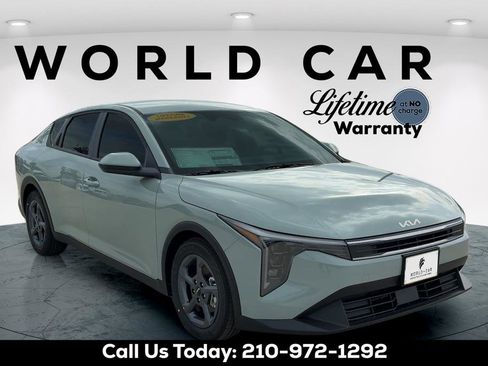 New 2026 Kia K4 FWD image 1