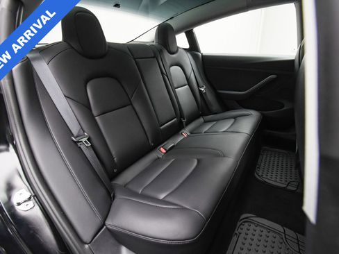 Used 2022 Tesla Model 3 image 48