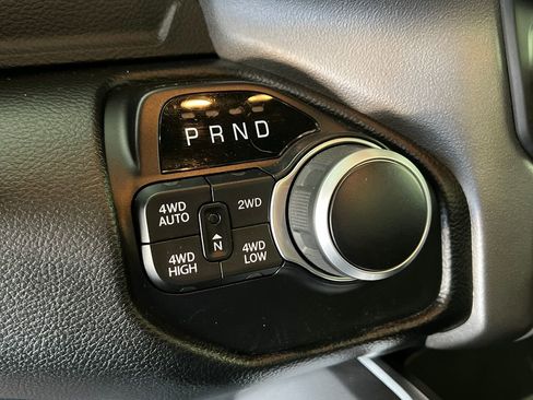 Used 2021 RAM 1500 Big Horn image 25