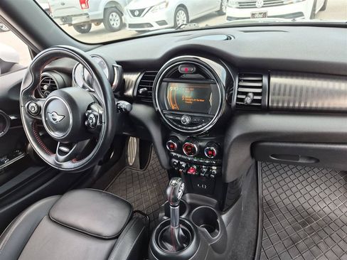 Used 2018 MINI Cooper S FWD image 33