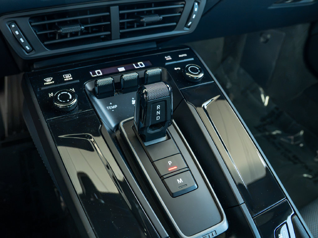 Certified 2025 Porsche 911 Carrera 4 GTS AWD/4WD image 10