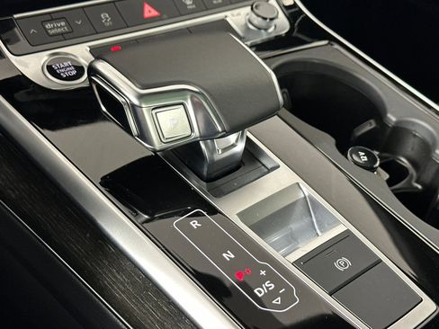 Used 2025 Audi Q7 2.0T Premium w/ Convenience Plus Package image 22