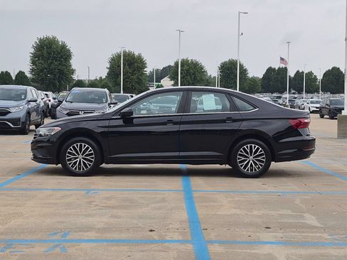 Used 2021 Volkswagen Jetta SE FWD image 9