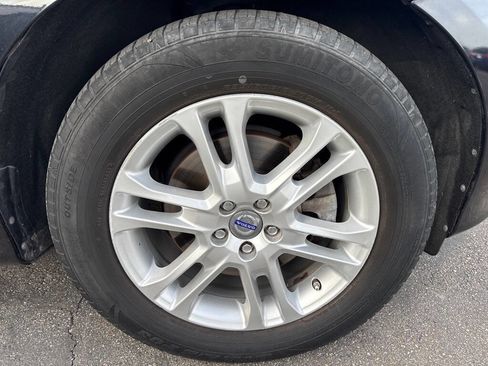 Used 2015 Volvo XC60 T5 FWD image 23