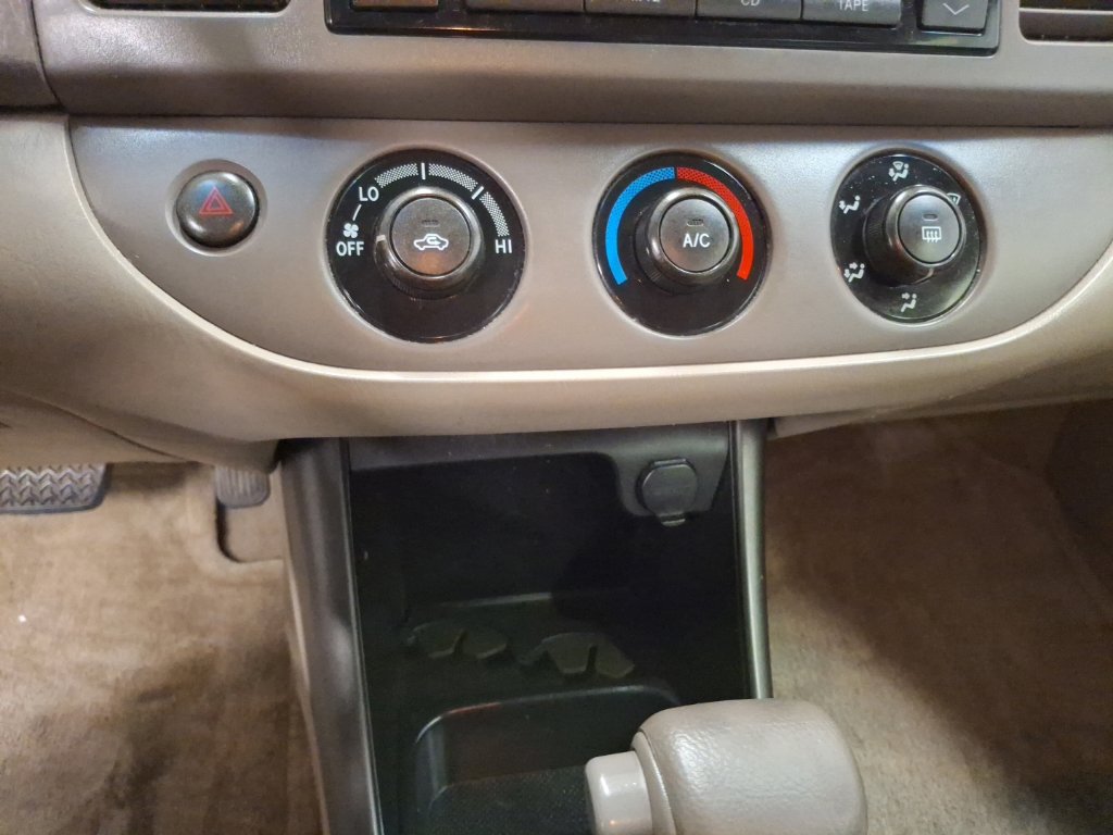 Used 2003 Toyota Camry LE FWD image 21