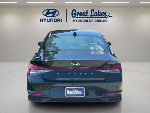 Used 2022 Hyundai Elantra SEL FWD image 4