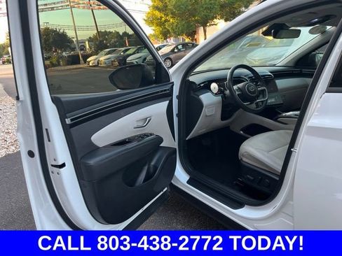 Used 2022 Hyundai Tucson Limited w/ Cargo Package FWD image 4