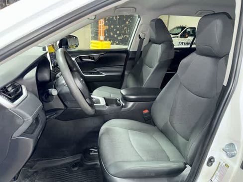 Certified 2024 Toyota RAV4 XLE AWD/4WD image 15