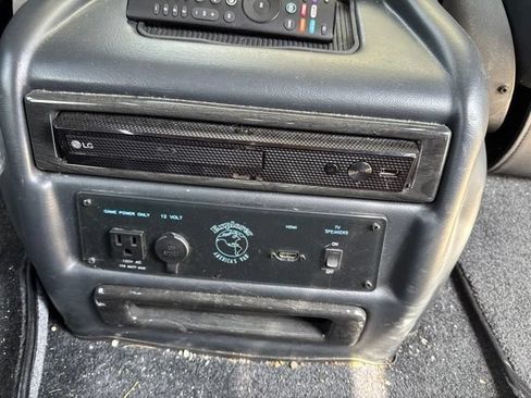 Used 2023 Chevrolet Express 2500 Extended RWD image 20