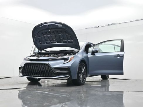 Used 2024 Toyota Corolla SE w/ SE Convenience Package FWD image 30