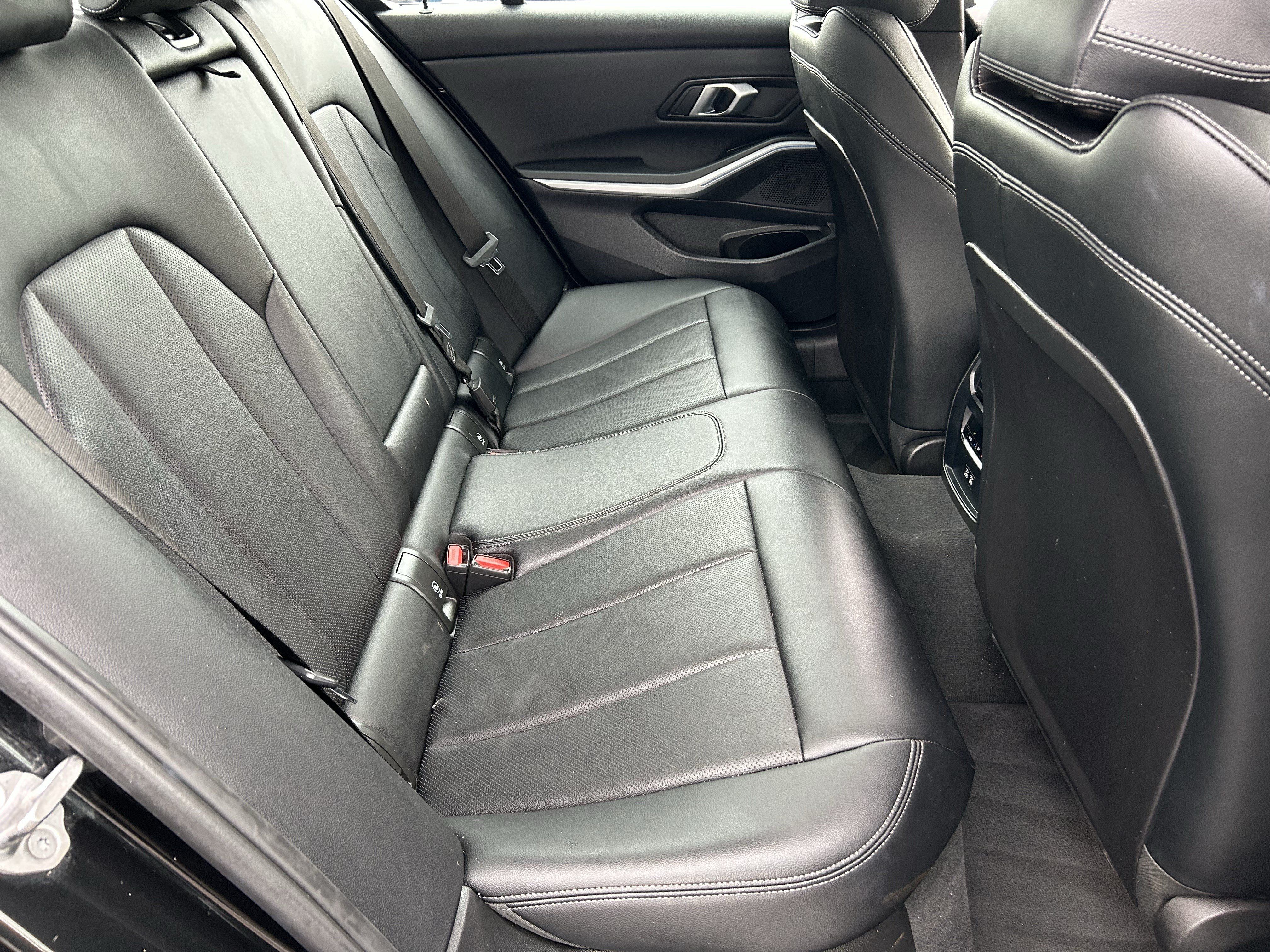 Used 2024 BMW 330i Sedan RWD image 11