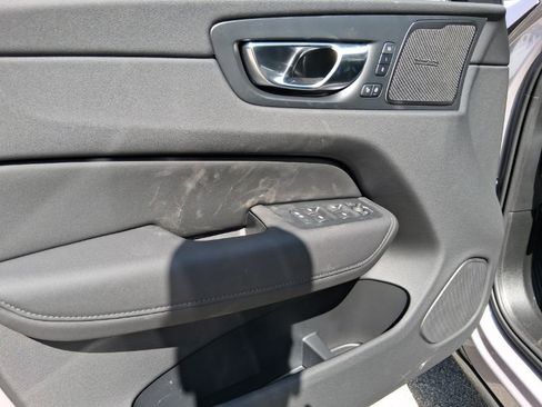 New 2026 Volvo XC60 B5 Plus w/ Protection Package Premier AWD/4WD image 9
