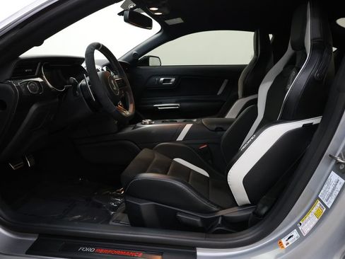 Used 2020 Ford Mustang Shelby GT500 w/ Carbon Fiber Track Pack RWD image 81