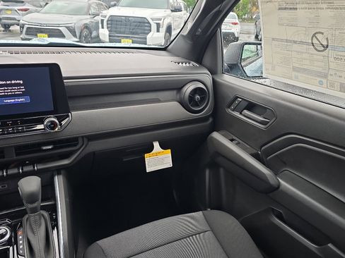 New 2026 Chevrolet Colorado W/T image 20