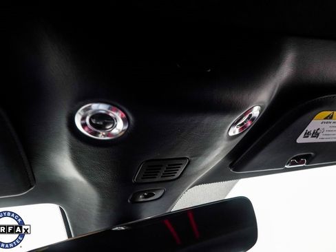 Used 2020 Aston Martin V8 Vantage Coupe image 34