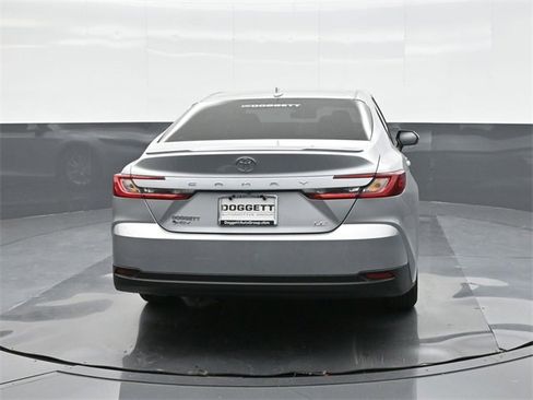 New 2026 Toyota Camry LE image 11