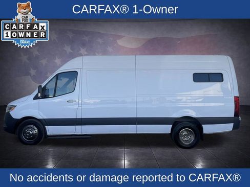 Used 2022 Mercedes-Benz Sprinter 3500 image 2