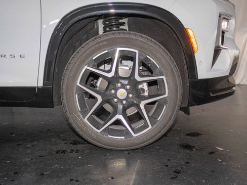 New 2026 Chevrolet Traverse High Country image 6
