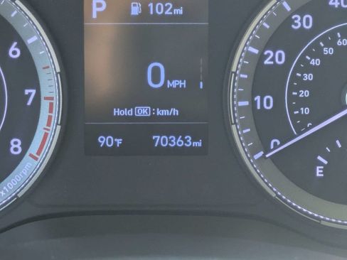 Used 2020 Hyundai Venue SE FWD image 29