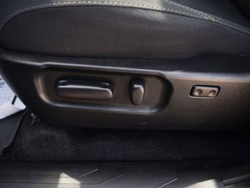 Used 2021 Toyota Tacoma SR5 w/ Trail Edition AWD/4WD image 19
