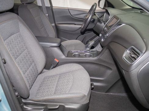Used 2022 Chevrolet Equinox LT AWD/4WD image 15