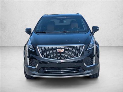 Used 2023 Cadillac XT5 Premium Luxury AWD/4WD image 2