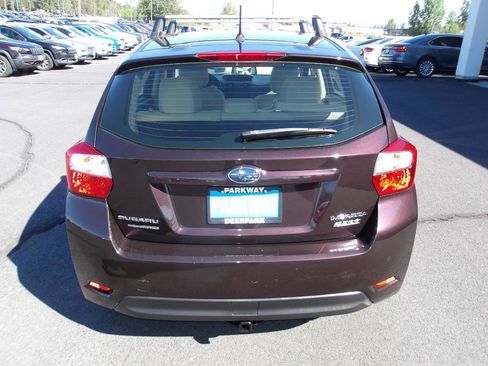 Used 2013 Subaru Impreza 2.0i Premium w/ All-Weather Pkg AWD/4WD image 4