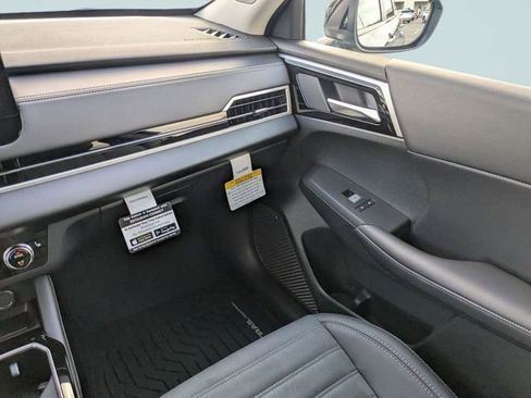 New 2026 Mitsubishi Outlander Trail Edition image 16