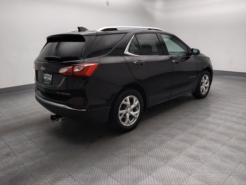 Used 2020 Chevrolet Equinox Premier AWD/4WD image 9