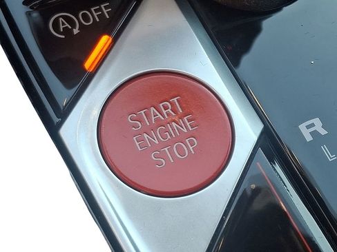 Used 2021 BMW X5 M w/ Executive Package image 23