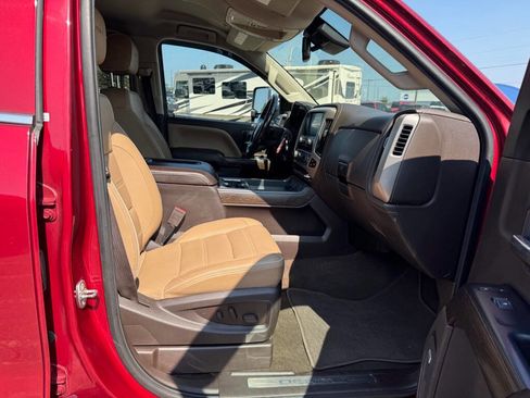 Used 2018 GMC Sierra 2500 Denali image 49