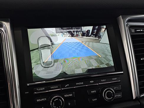 Used 2016 Porsche Macan S AWD/4WD image 23