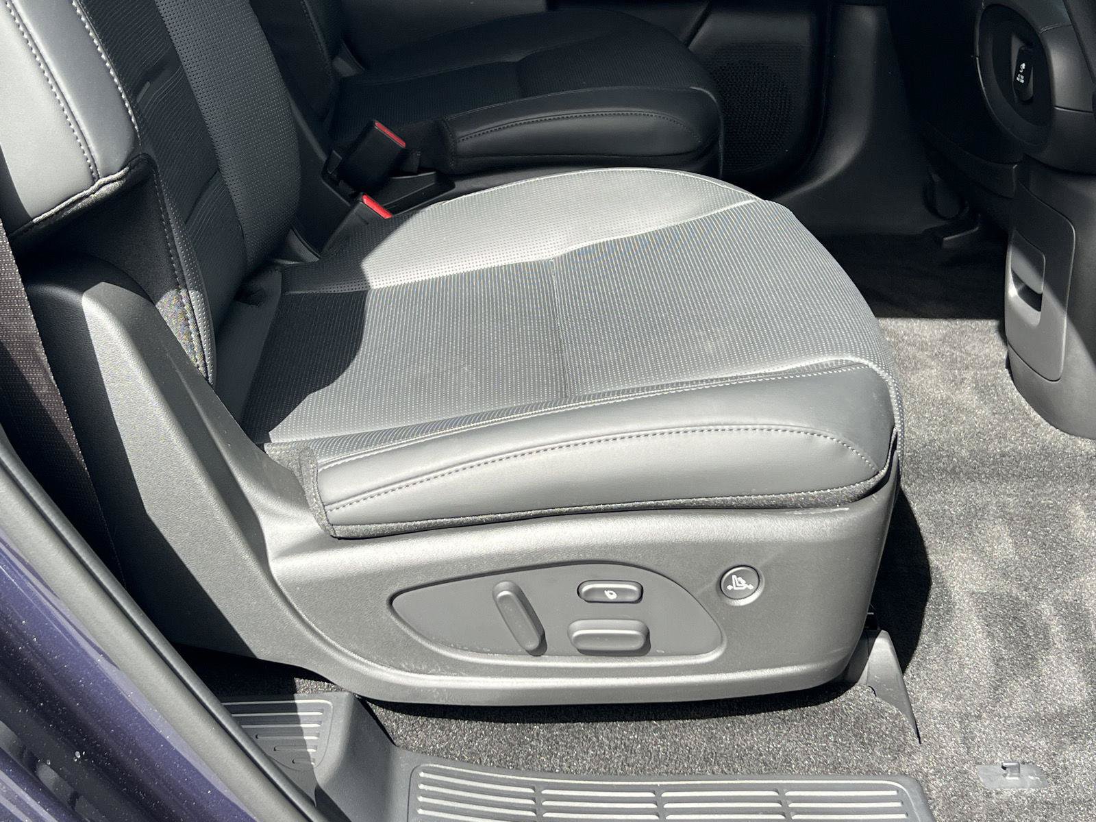 Certified 2026 Hyundai Palisade Calligraphy AWD/4WD image 29