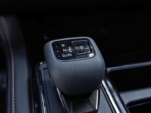 Used 2024 Nissan Pathfinder Rock Creek AWD/4WD image 15