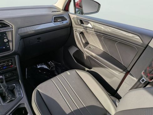 Used 2023 Volkswagen Tiguan SE FWD image 14