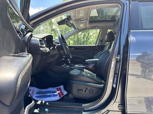 Used 2020 Kia Sorento EX AWD/4WD image 41