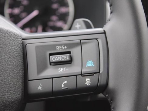 New 2026 Nissan Pathfinder SV image 22