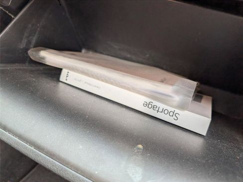 Used 2023 Kia Sportage LX image 37