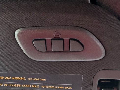 Used 2021 Chevrolet Corvette Stingray Preferred Cpe w/ 2LT image 32