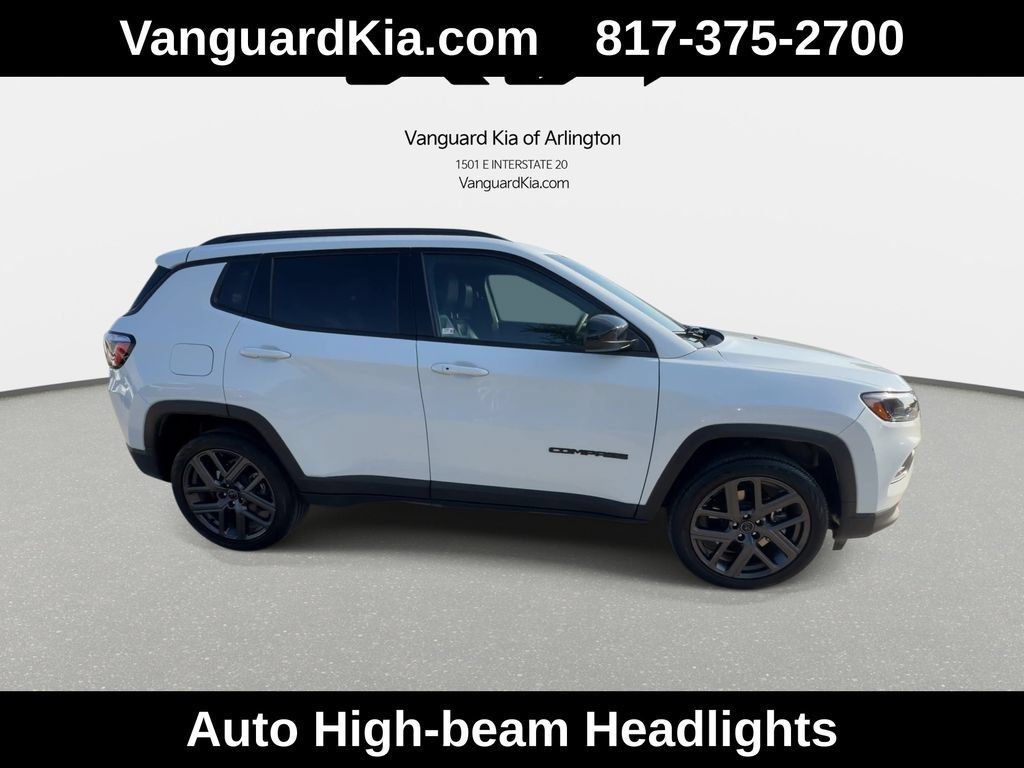 Used 2026 Jeep Compass Latitude AWD/4WD image 10