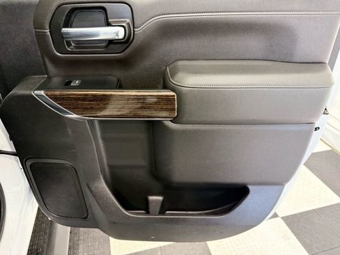 Used 2023 GMC Sierra 3500 SLE w/ Fleet Comfort Package image 28