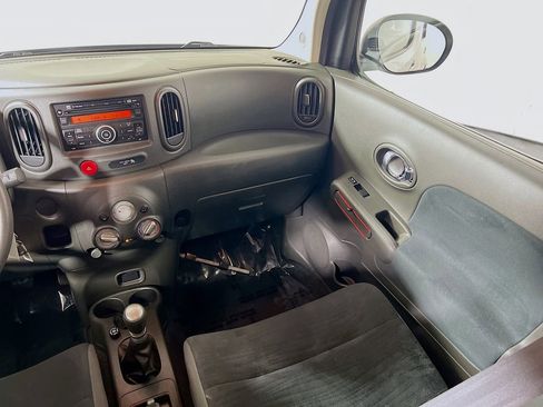 Used 2013 Nissan Cube 1.8 S w/ Interior Designer Pkg FWD image 19