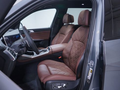 New 2026 BMW X7 xDrive40i w/ M Sport Package image 7