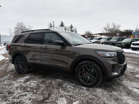 New 2026 Ford Explorer ST w/ Sun And Sound Package AWD/4WD image 8