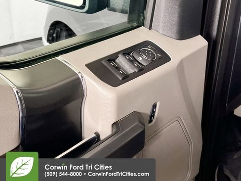 Used 2018 Ford F150 XLT w/ Equipment Group 302A Luxury image 12