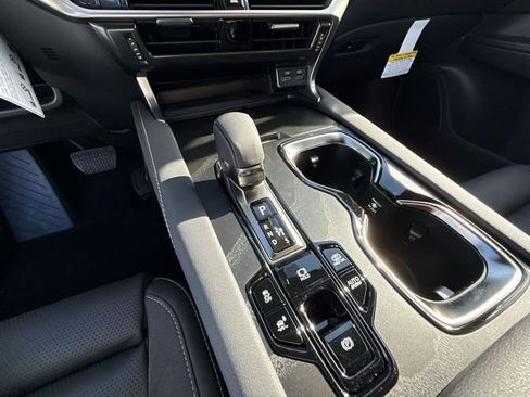 New 2026 Lexus RX 450h AWD image 21